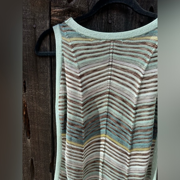 Nic + Zoe Blue Green Crochet Knit Beachy Tank Top - Picture 7 of 9